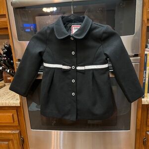 Absolutely Adorable Little Girls Coat.  Black/White.  Sz. 4T.
